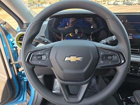 New 2026 Chevrolet Trax LT image 17