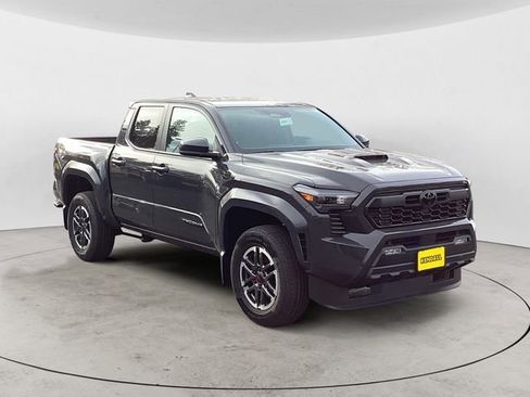 New 2026 Toyota Tacoma TRD Sport image 7