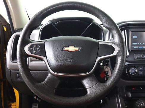 Used 2018 Chevrolet Colorado W/T w/ WT Convenience Package RWD image 11