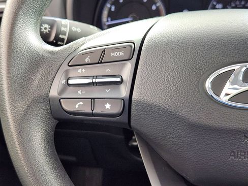 Used 2022 Hyundai Kona SEL AWD/4WD image 18