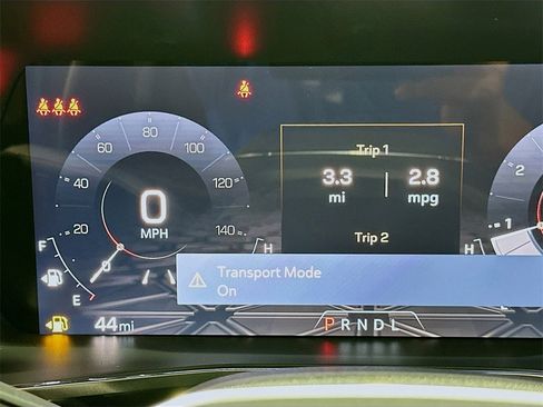 New 2026 GMC Canyon Elevation w/ Convenience Package image 15