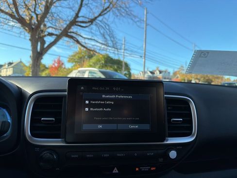 New 2026 Hyundai Venue SE image 20