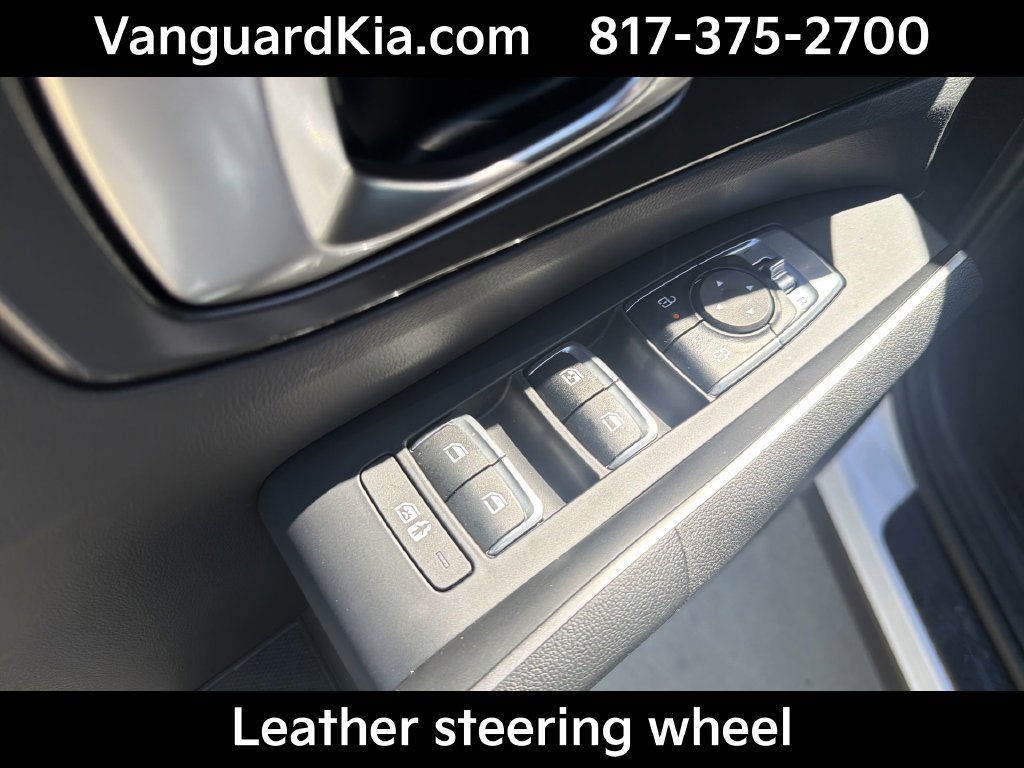 Certified 2026 Kia Sorento S w/ S Panoramic Sunroof Package FWD image 17