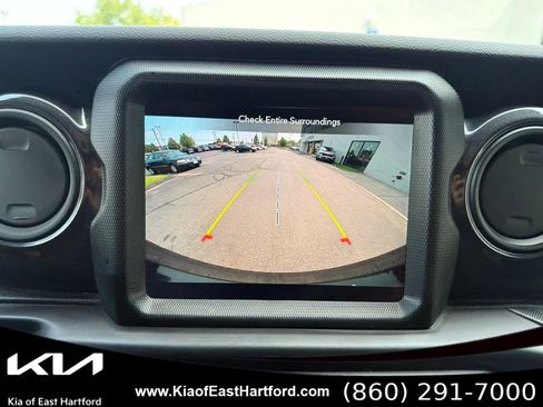 Used 2022 Jeep Wrangler Unlimited Sport AWD/4WD image 29
