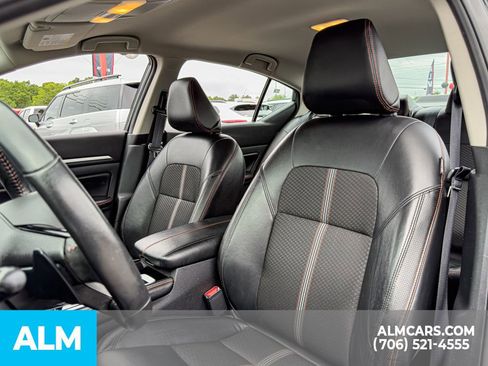 Used 2024 Nissan Altima 2.5 SR FWD image 9
