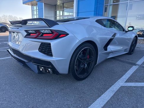 Used 2020 Chevrolet Corvette Stingray Preferred Cpe w/ 2LT Preferred Equipment Group image 4
