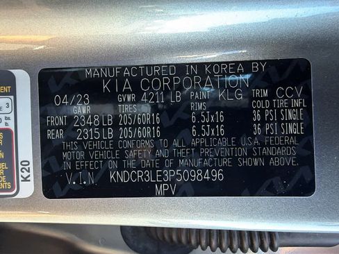Used 2023 Kia Niro EX FWD image 30