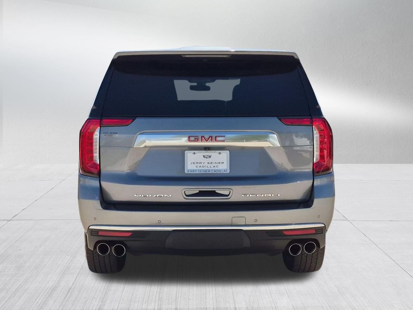 Used 2022 GMC Yukon Denali AWD/4WD image 4