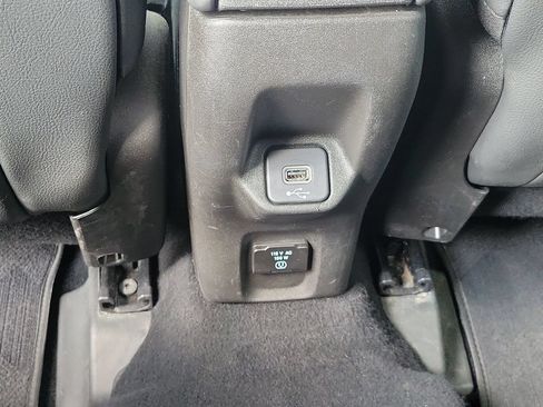 Used 2021 Jeep Renegade Limited AWD/4WD image 29