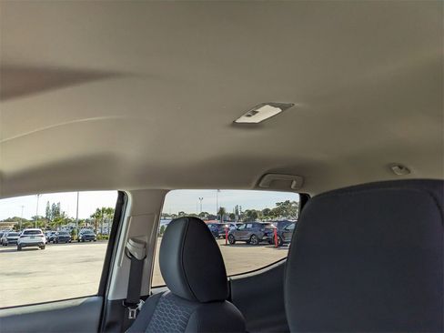 Used 2016 Toyota Tacoma SR5 image 22