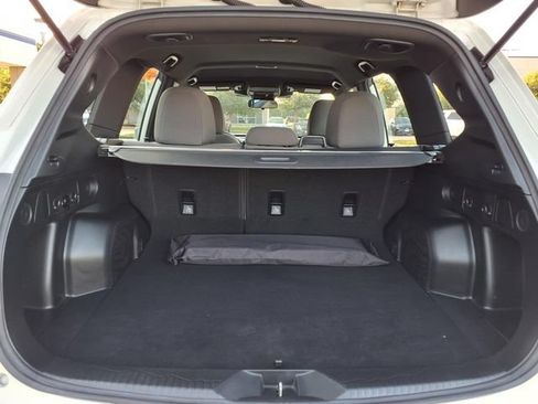 Certified 2025 Subaru Forester AWD/4WD image 8