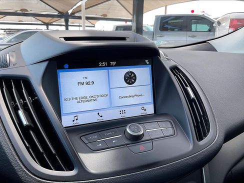 Used 2018 Ford Escape SE w/ SE Sync 3 Package FWD image 29