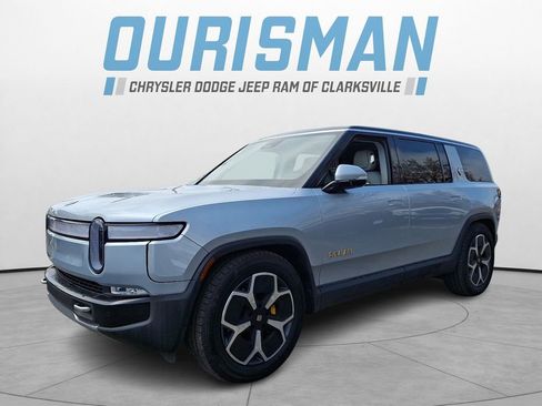 Used 2024 Rivian R1S Adventure image 3
