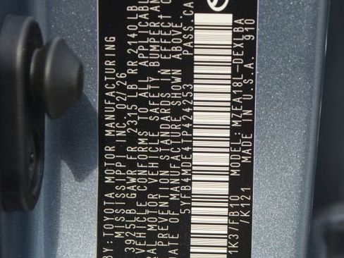 Used 2026 Toyota Corolla LE FWD image 25