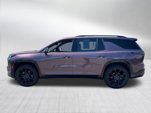 Used 2024 Chevrolet Traverse RS FWD image 6