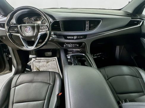 Used 2023 Buick Enclave Essence image 17
