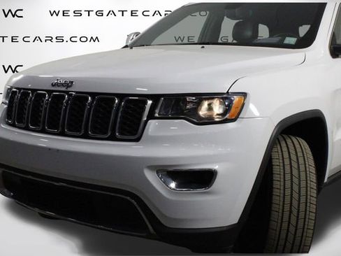Used 2022 Jeep Grand Cherokee Limited image 47