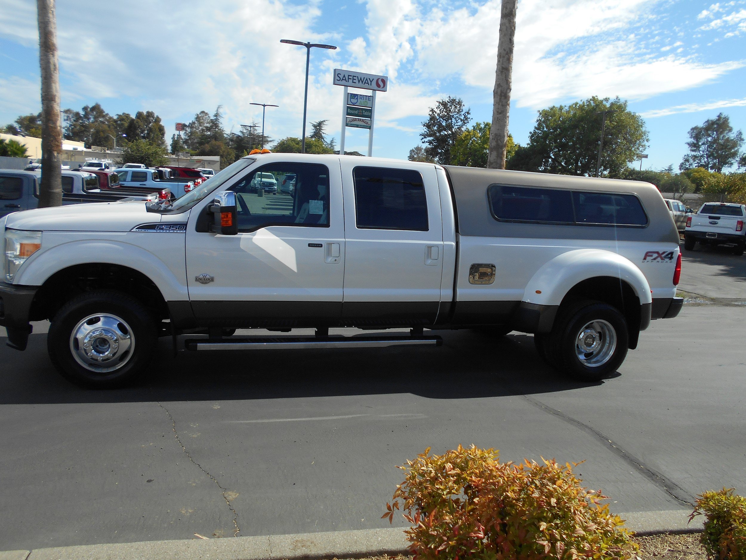 Used 2016 Ford F350 King Ranch AWD/4WD image 2