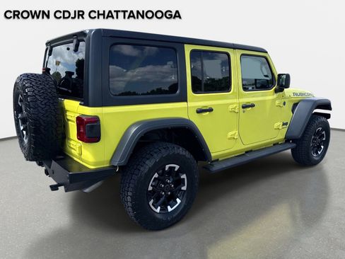 Used 2024 Jeep Wrangler Unlimited Rubicon 4xe w/ Convenience Group AWD/4WD image 5