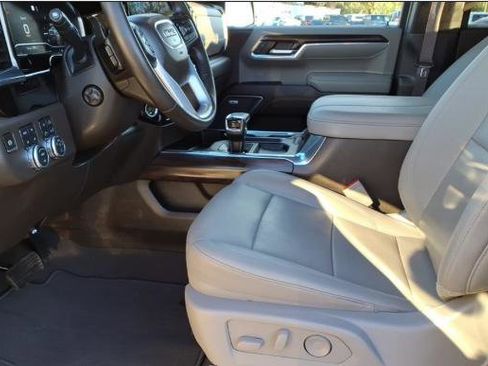 Used 2023 GMC Sierra 1500 SLT w/ SLT Premium Package image 8