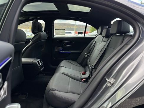 Used 2025 Mercedes-Benz C 300 4MATIC Sedan image 22
