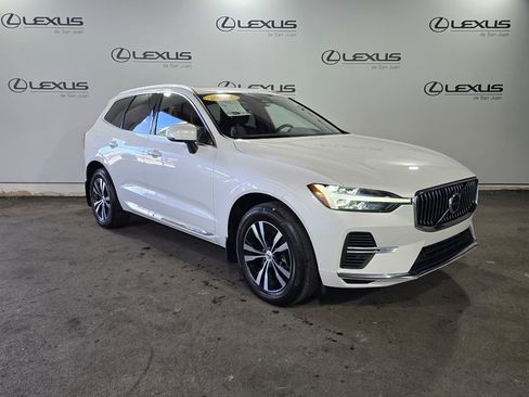 Used 2022 Volvo XC60 T8 Inscription Expression image 3