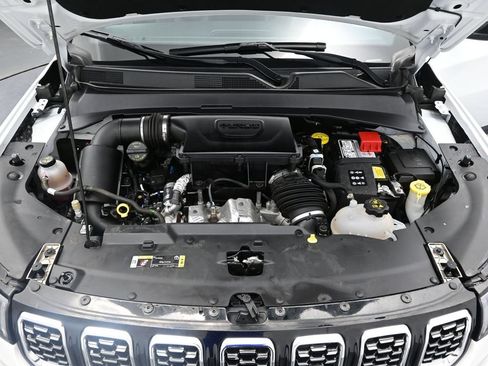 Used 2024 Jeep Compass Limited AWD/4WD image 11