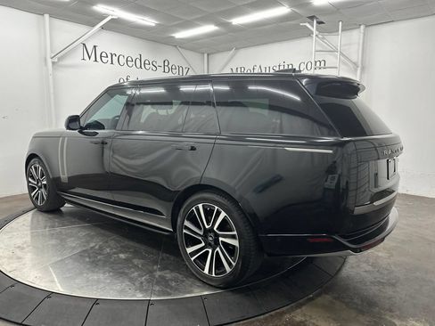 Used 2023 Land Rover Range Rover Long Wheelbase SE AWD/4WD image 5