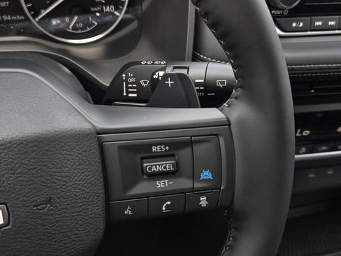 New 2026 Nissan Rogue SV AWD/4WD image 29