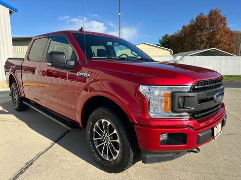 Used 2020 Ford F150 XLT w/ Equipment Group 302A Luxury image 3