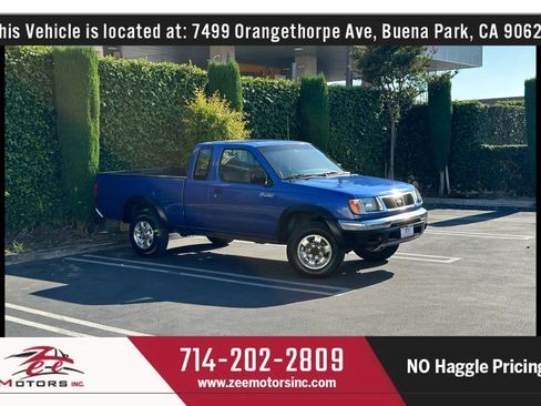 Used 1998 Nissan Frontier XE image 2
