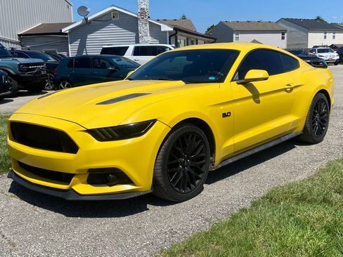 Used 2017 Ford Mustang GT w/ GT Performance Package RWD image 1