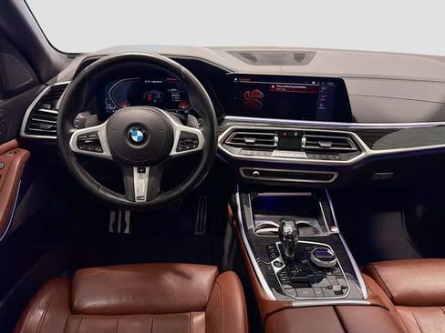 Used 2022 BMW X7 M50i w/ Executive Package AWD/4WD image 21
