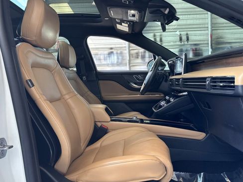 Certified 2022 Lincoln Corsair Grand Touring w/ Elements Technology Bundle AWD/4WD image 16