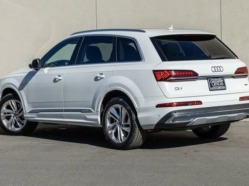 Used 2023 Audi Q7 3.0T Premium Plus image 3