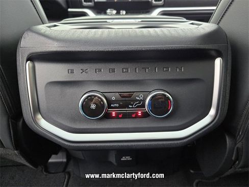 New 2025 Ford Expedition Platinum w/ Stealth Performance Package image 9