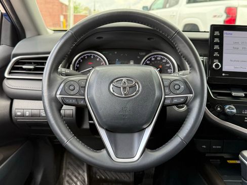 Used 2024 Toyota Camry XLE FWD image 19