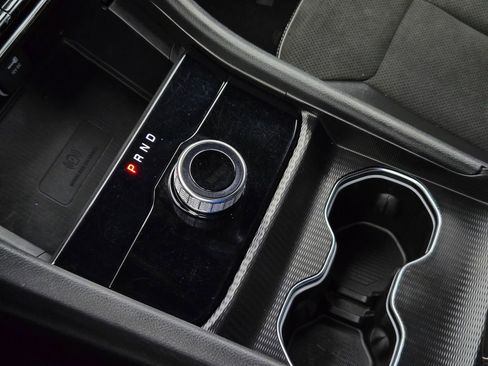 Used 2025 Jeep Grand Cherokee L Laredo RWD image 19