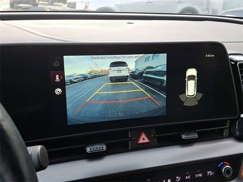 Certified 2023 Kia Sportage EX image 17