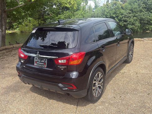 Used 2018 Mitsubishi Outlander Sport SE AWD/4WD image 5