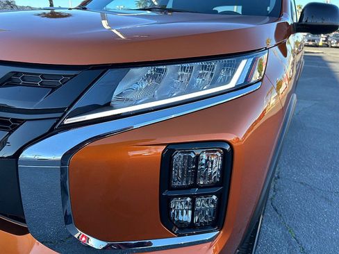 New 2026 Mitsubishi Outlander Sport ES image 9