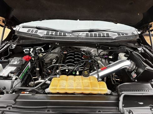 Used 2018 Ford F150 Platinum w/ Equipment Group 701A Luxury image 42