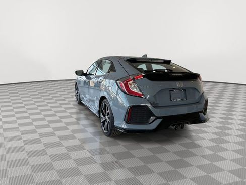 Used 2017 Honda Civic Sport image 8
