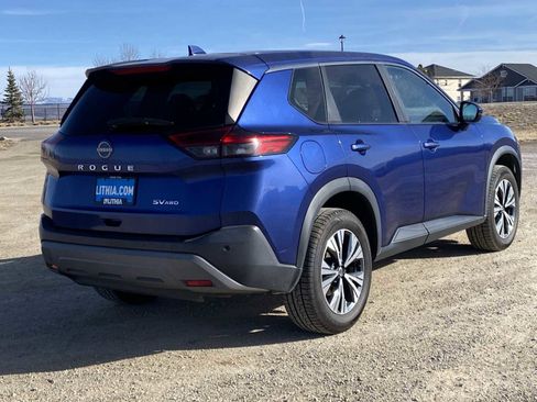 Used 2022 Nissan Rogue SV image 25