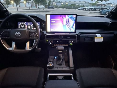 New 2026 Toyota 4Runner Limited AWD/4WD image 22