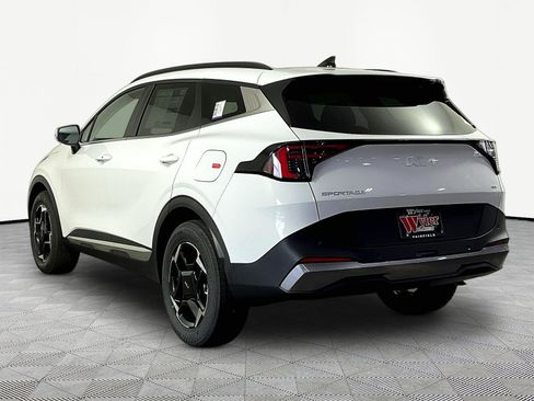 New 2026 Kia Sportage EX w/ EX Panorama Roof Package AWD/4WD image 4