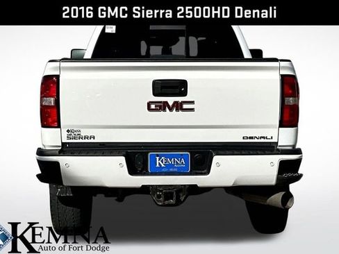 Used 2016 GMC Sierra 2500 Denali image 5