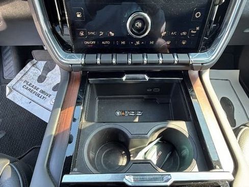 Certified 2025 GMC Yukon XL Denali AWD/4WD image 22