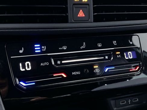 New 2025 Volkswagen Jetta GLI Autobahn image 19