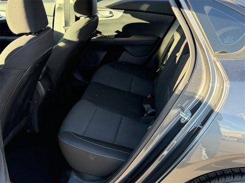 Used 2024 Kia Forte LXS w/ LXS Technology Package image 21